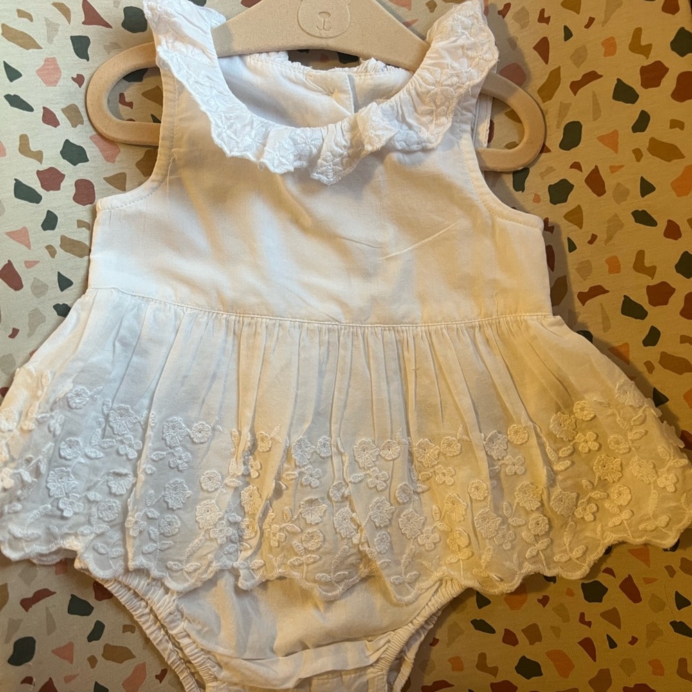 Baby gap romper